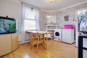 Dining Room- click for photo gallery